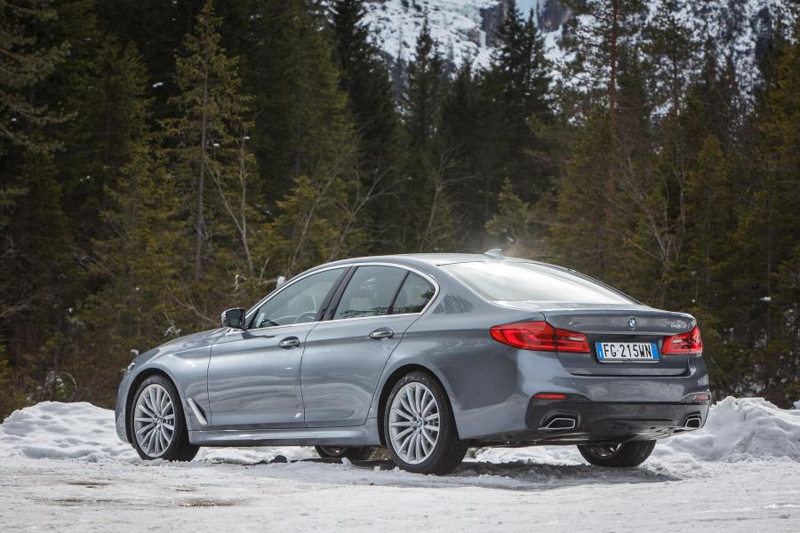  BMW 530d xDrive Sedan M Sport 2017 года  (WW) (фото 39 из 41)